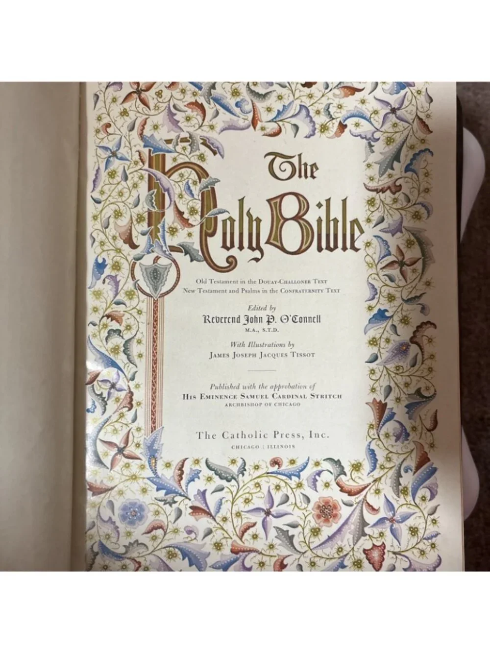 Holy Family Edition Catholic Bible 1950 Old & New Testament Gold Edge Pages